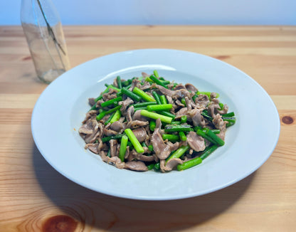 Stir Fried Chicken Gizzard with Garlic Moss