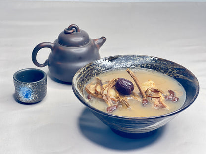 Pork Bone Soup with Pioppino Mushrooms